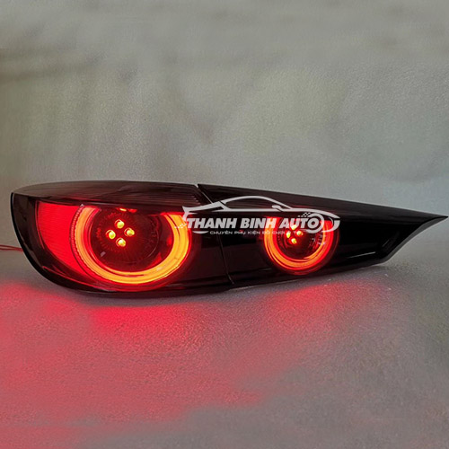 Đèn hậu Mazda3 2015-2019 lên đời 2020