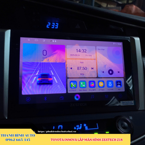 Toyota Innova lên màn hình Zestech Z18 Thanh Bình Auto