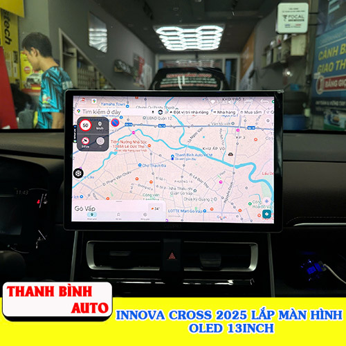 Toyota Innova Cross 2025 lắp màn hình Oled 13inch Thanh Bình Auto