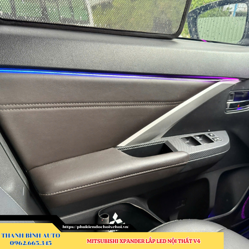 Mitsubishi Xpander lắp led nội thất V4 Thanh Bình Auto