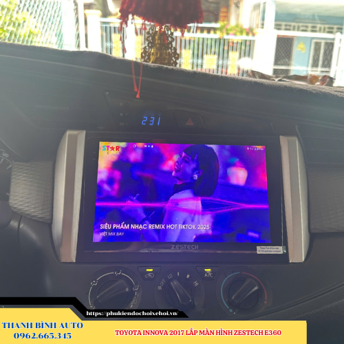 Toyota Innova 2017 lên màn hình Zestech E360 Thanh Bình Auto