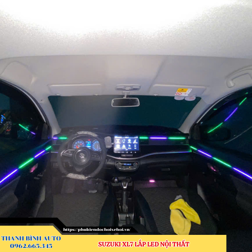 Suzuki XL7 lắp Led nội thất Thanh Bình Auto