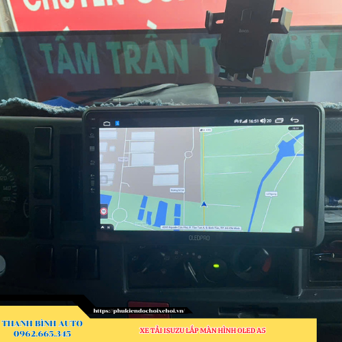 Xe Tải Isuzu lắp màn hình Oled A5 Thanh Bình Auto