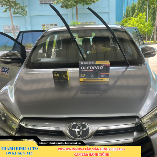 Toyota Innova lên màn hình Oled A5 + Camera hành trình Thanh Bình Auto