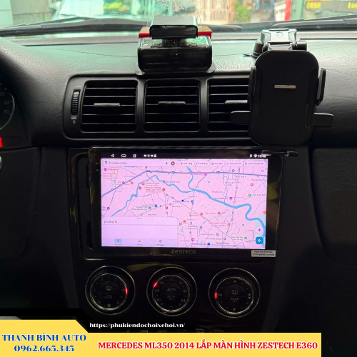 Mercedes ML350 2014 lắp màn hình Zestech E360 Thanh Bình Auto