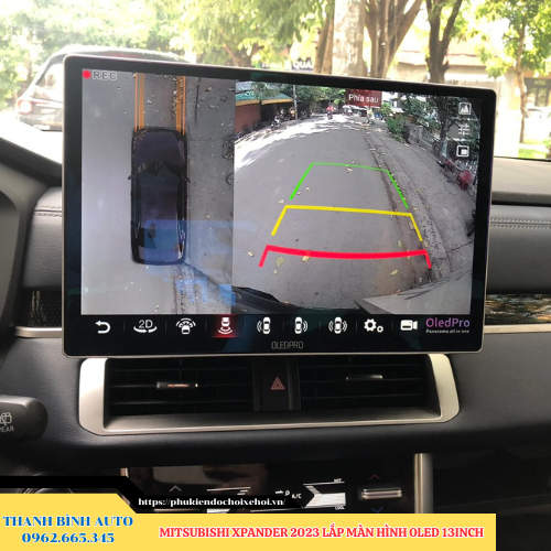 Mitsubishi Xpander 2023 lắp màn hình Oled 13 inch Thanh Bình Auto