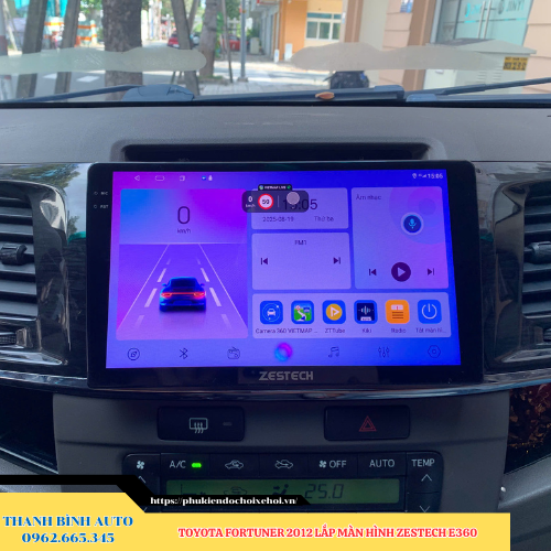 Toyota Fortuner 2012 lắp màn hình Zestech E360 Thanh Bình Auto