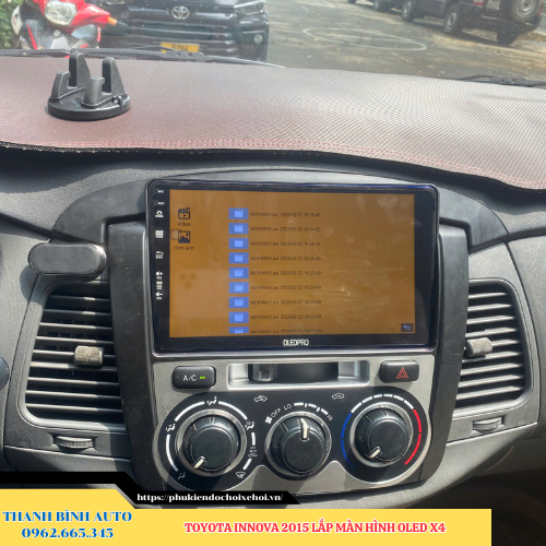 Toyota Innova 2015 lắp màn hình Oled X4 Thanh Bình Auto