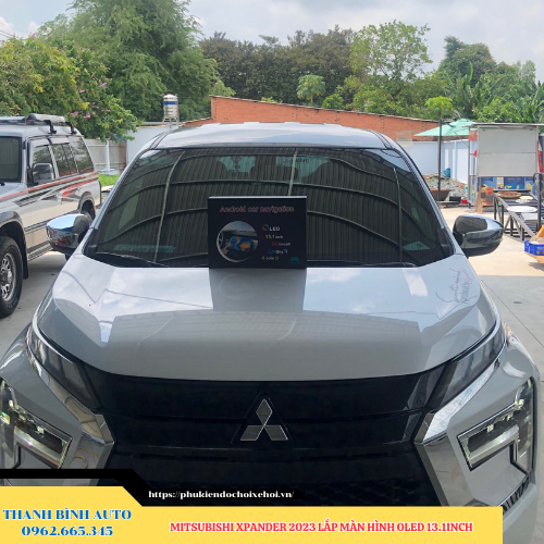 Mitsubishi Xpander 2023 lắp màn hình Oled 13.1 inch Thanh Bình Auto