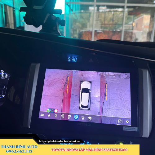 Toyota Innova lắp màn hình Zestech E360 Thanh Bình Auto