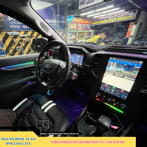 Ford Ranger lắp Led nội thất V4 + Loa sub JBL Thanh Bình Auto