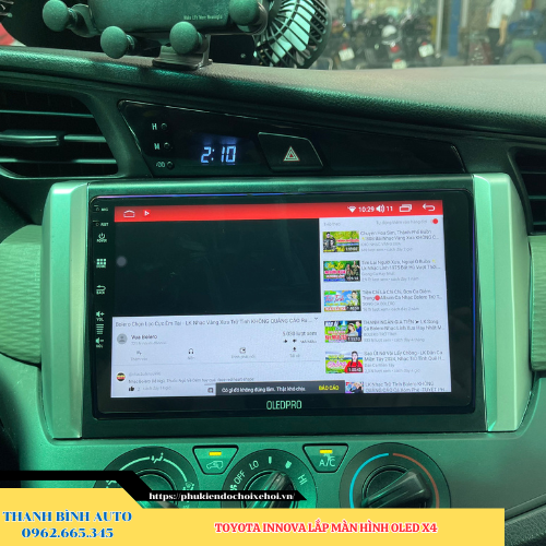 Toyota Innova gắn màn hình Oled X4 Thanh Bình Auto