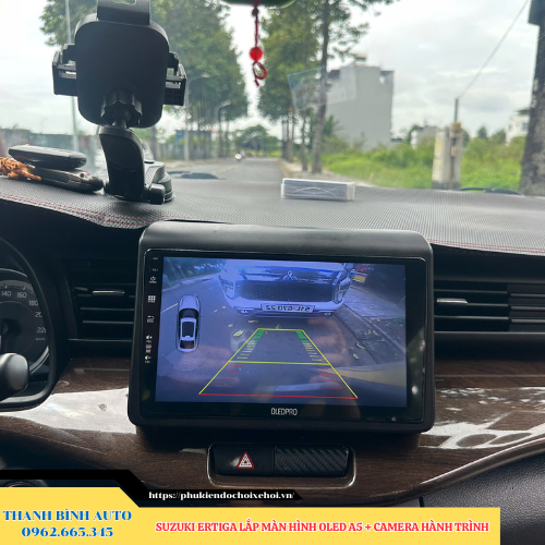 Suzuki Ertiga lắp màn hình Oled A5 + Camera hành trình Thanh Bình Auto