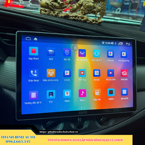Toyota Innova 2018 lên màn hình Oled 13.1 inch Thanh Bình Auto